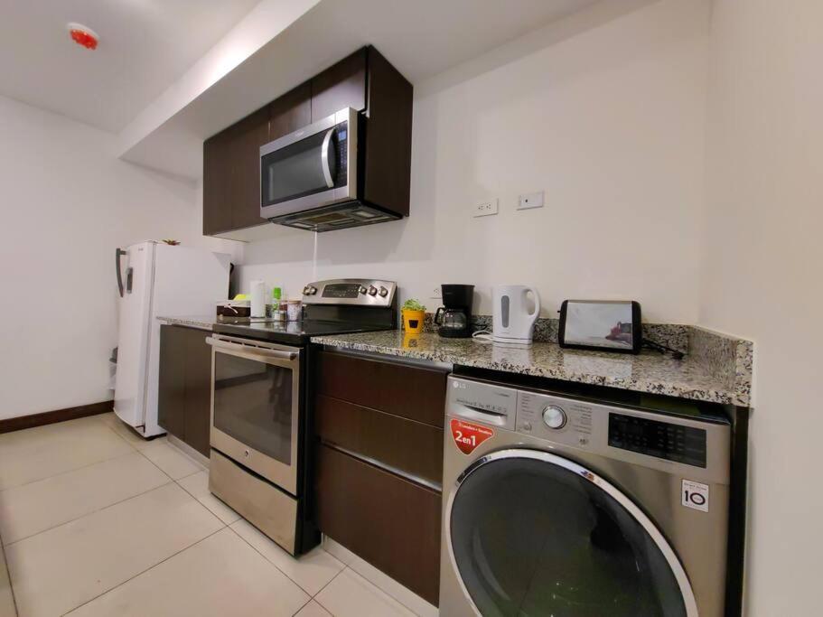 1102 Torre Los Yoses Hermoso Apartamento En Barrio Escalante Sin Parqueo San José Dış mekan fotoğraf